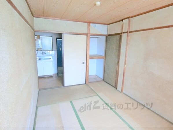 山辺マンションの物件内観写真